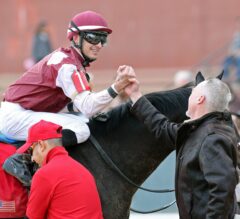 Streamline Flies Late to Upset in Sunday’s $100,000 Pippin Stakes