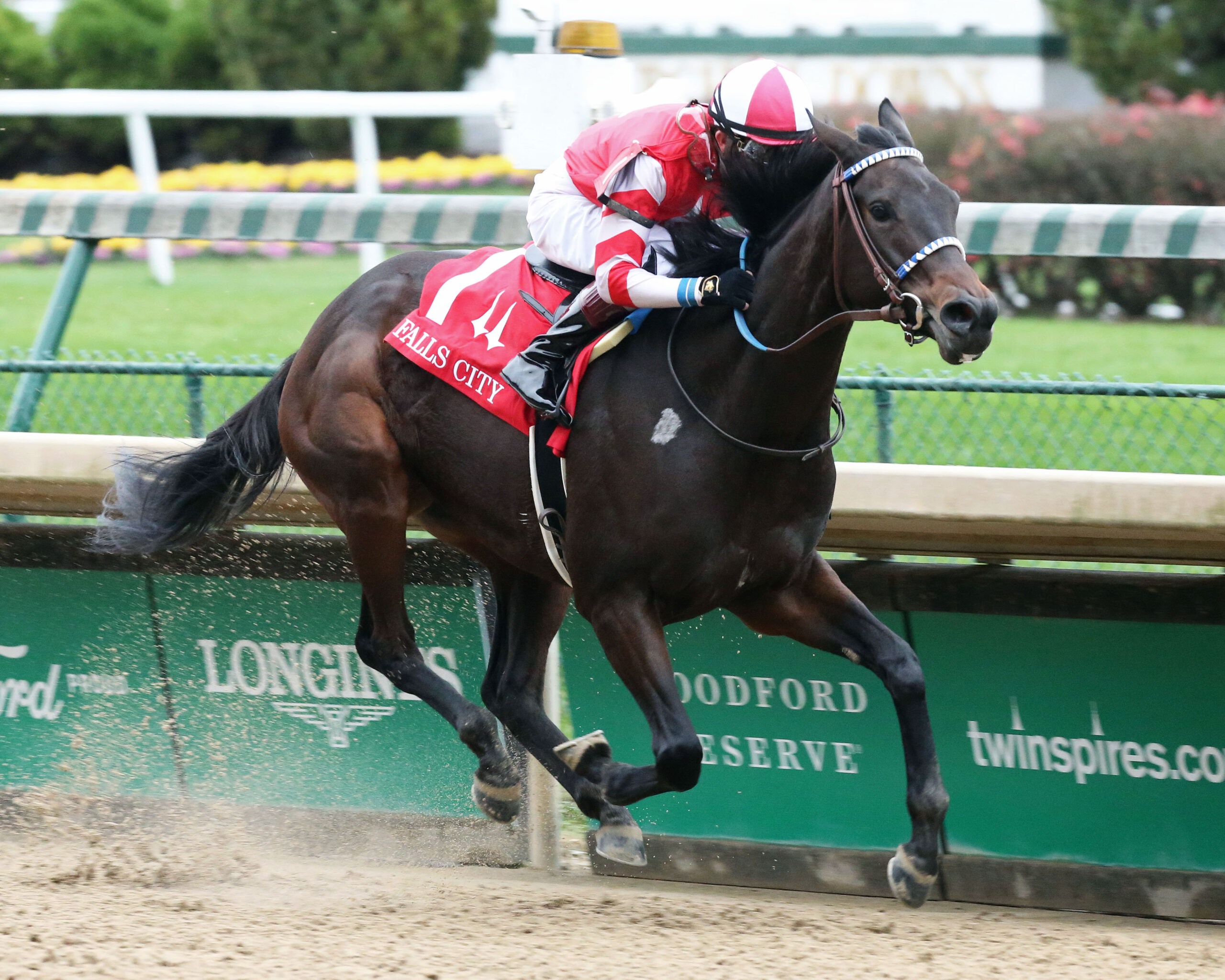 Churchill Downs Racing Dudes - du8v1qh