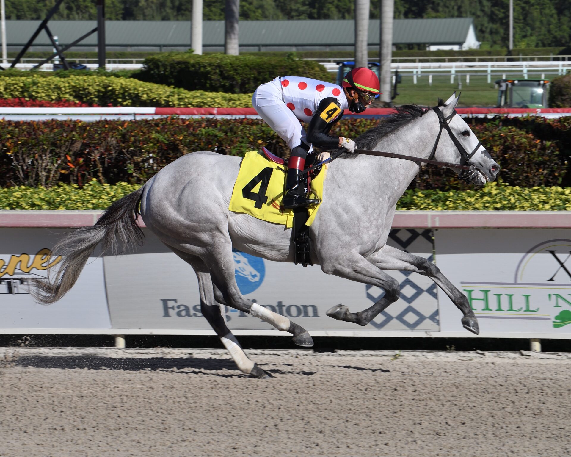 Churchill Downs Racing Dudes - c01drk3