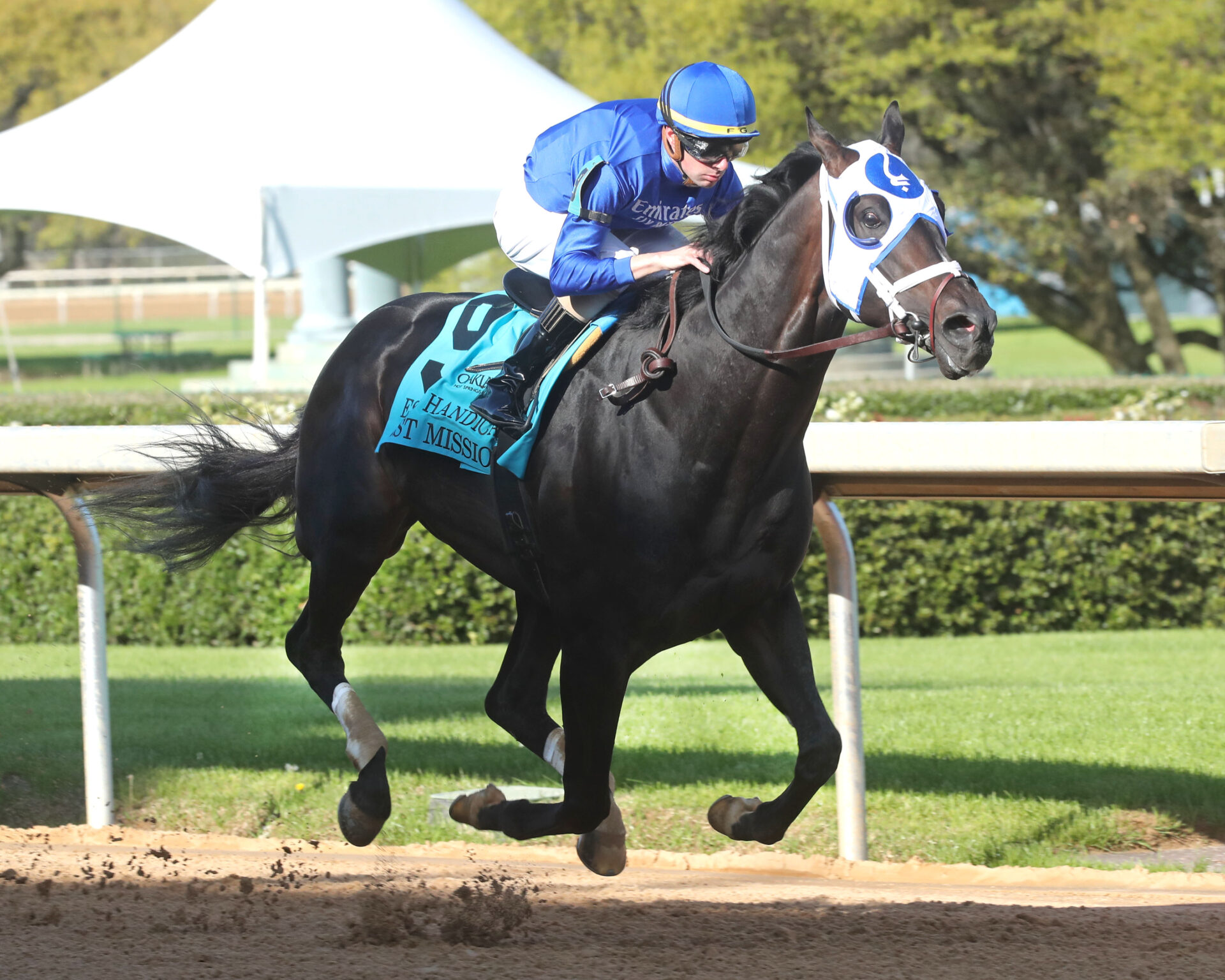 FIRST-MISSION-The-Essex-Handicap-G3-76-Running-03-23-24-R09-Oaklawn-Park-Finish-02-Renee-Torbit.jpg